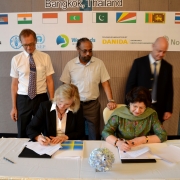 IUCN and SIDA sign agreements at the MFF Phase 3 launch