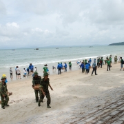 Beach clean-up at Co To island