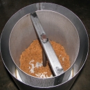 Tool provided for fish floss production