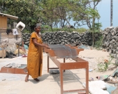 Hygienic, low-salt dried fish production on Delft Island using elevated benches 