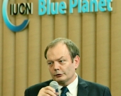 Dr Don Macintosh introduces the workshop on building coastal resilience at the Blue Planet Pavilion, WCC