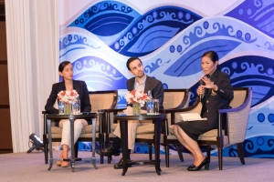 Left to right: Kateryna Wowk, Ryan Whisnant and Kobkarn Suriyasat Wattanavrangkul at Topical Plenary 2: The Blue Economy 