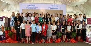 Participants and the Oxfam IUCN Gender and Women's Leadership in Water Governance workshop 