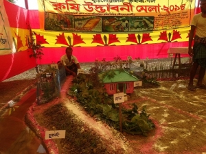 Display by farmer's club in Burigoalini